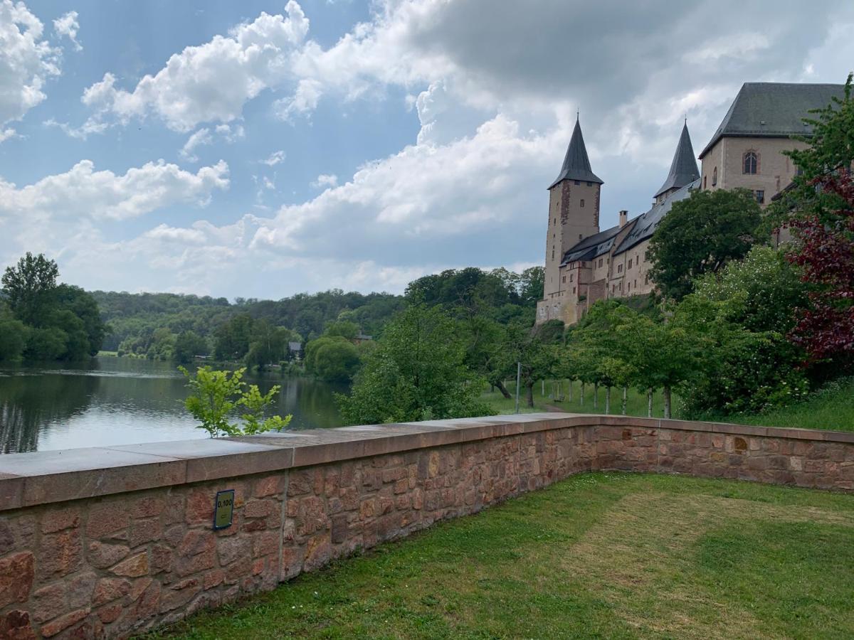Am Schloss *